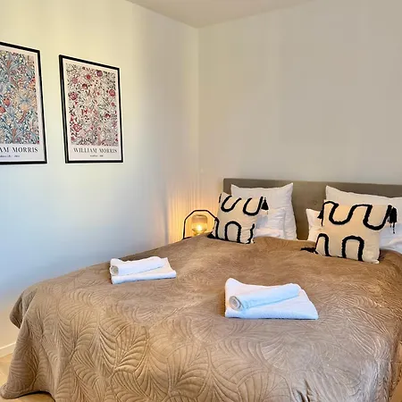 Caricasa: Mitte Apartment *
