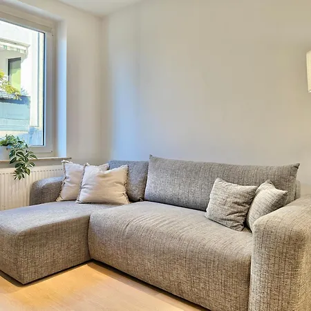Caricasa: Mitte Apartment *